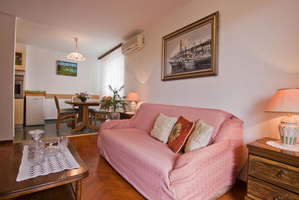 Apartment Tennis Split Kamer foto